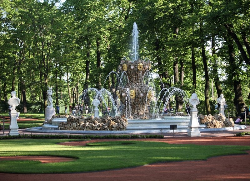 Один из фонтанов Летнего сада